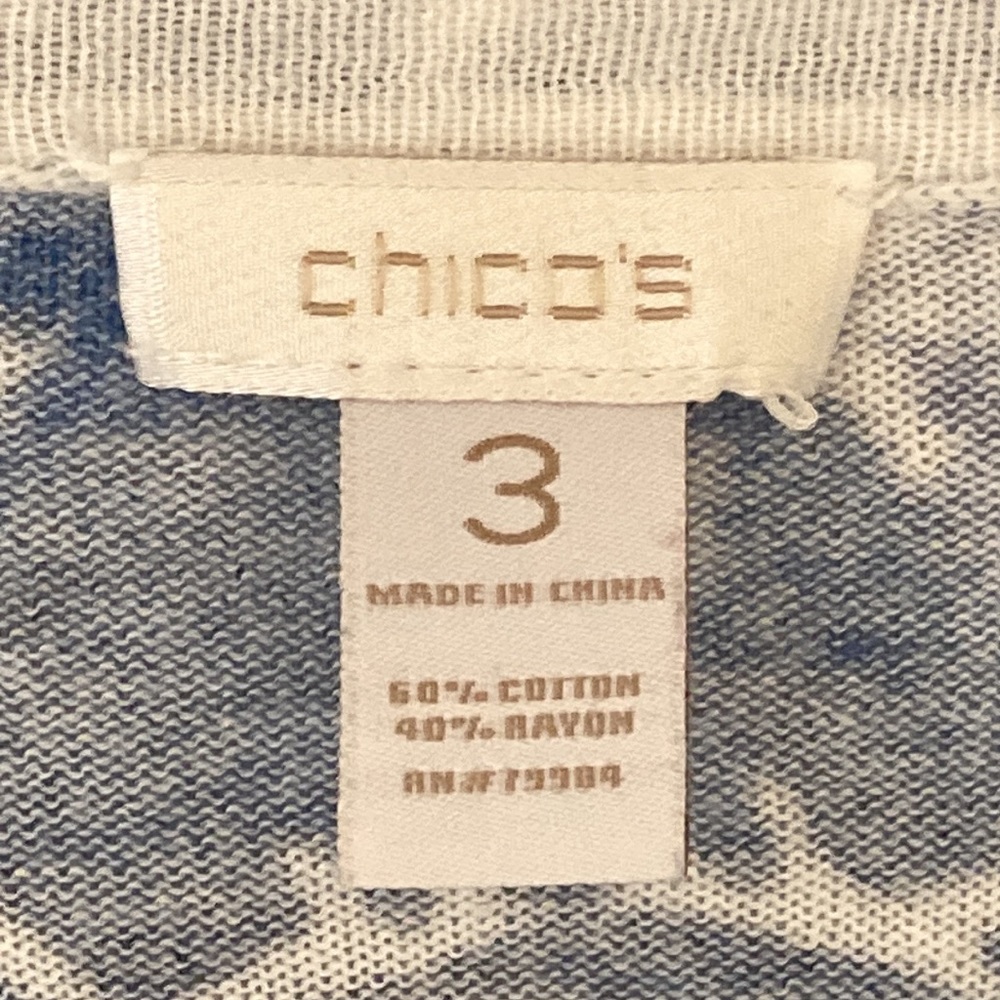 Chico's Vintage Shades of Blue Floral Cardigan, 3/4 Length Sleeves, Size 3 - Picture 2 of 6